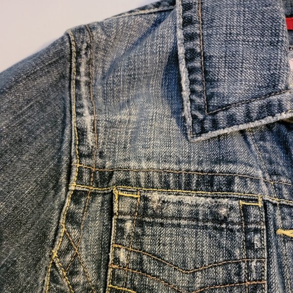 21 Distressed Jean Jacket - Picture 5 of 13